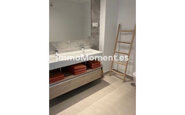 Short Term Rentals - Apartment - Estepona