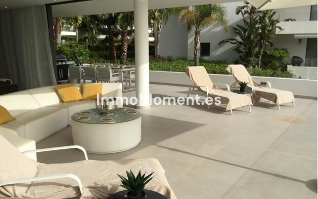 Kurzzeitvermietung - Wohnung - Estepona  - Atalaya