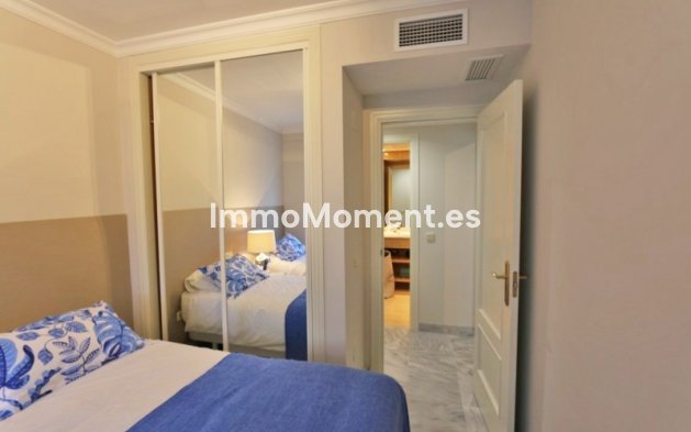 Short Term Rentals - Apartment - Marbella - Nueva Andalucía