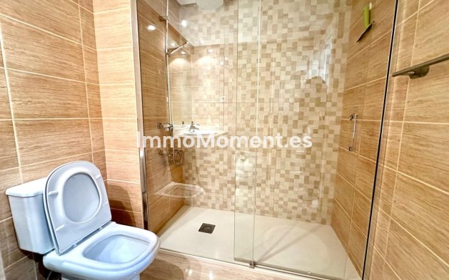 Short Term Rentals - Apartment - Marbella - Nueva Andalucía