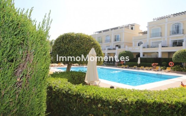 Location de courte durée - Maison mitoyenne - Marbella - Nueva Andalucía