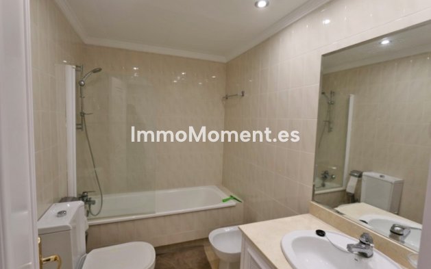 Location de courte durée - Maison mitoyenne - Marbella - Nueva Andalucía