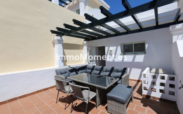 Location de courte durée - Maison mitoyenne - Marbella - Nueva Andalucía