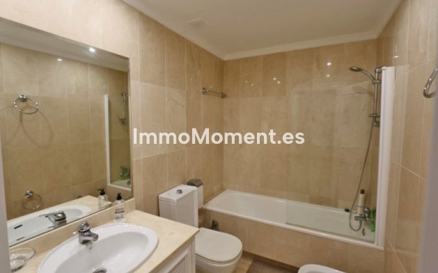 Location de courte durée - Maison mitoyenne - Marbella - Nueva Andalucía