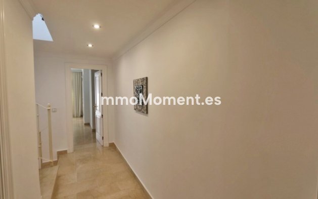 Location de courte durée - Maison mitoyenne - Marbella - Nueva Andalucía