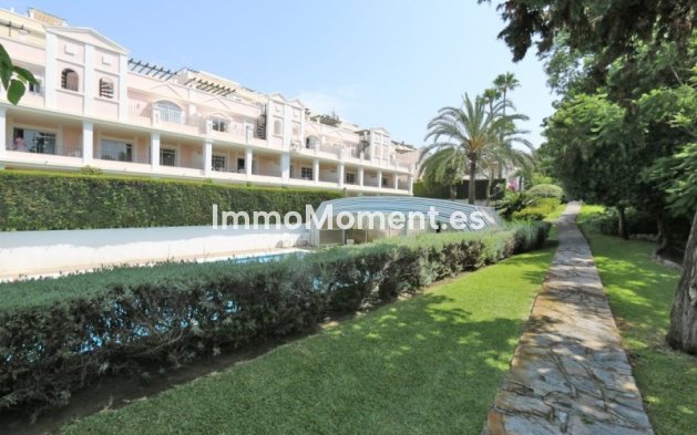 Location de courte durée - Maison mitoyenne - Marbella - Nueva Andalucía