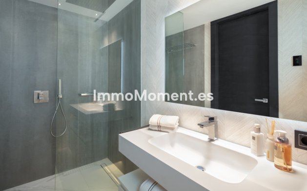 Obra nueva - Apartamento - Marbella