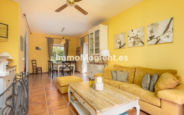 Location de courte durée - Maison jumelée - Marbella - Nueva Andalucía