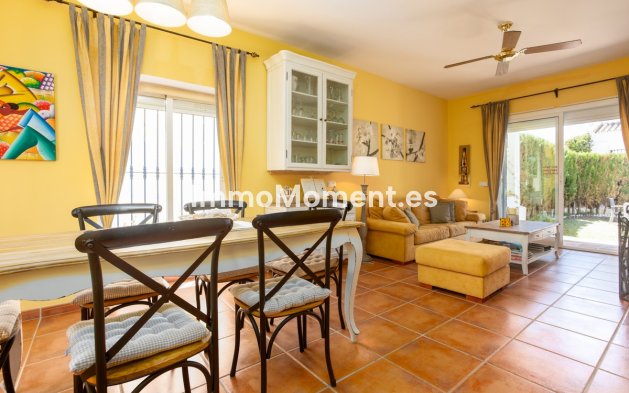 Location de courte durée - Maison jumelée - Marbella - Nueva Andalucía