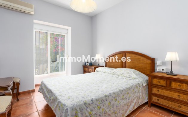 Location de courte durée - Maison jumelée - Marbella - Nueva Andalucía