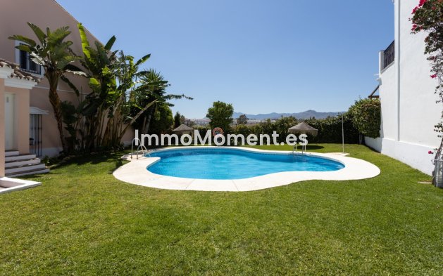 Location de courte durée - Maison jumelée - Marbella - Nueva Andalucía