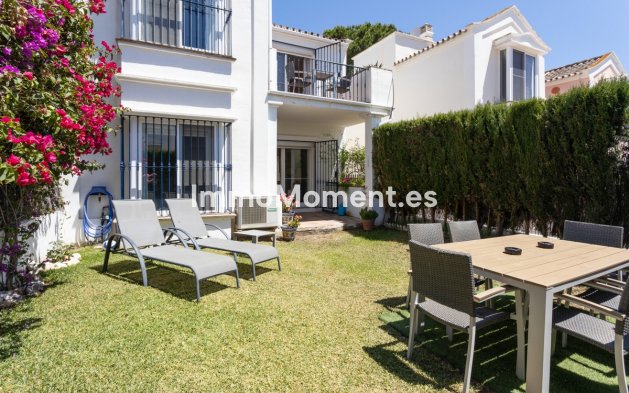 Location de courte durée - Maison jumelée - Marbella - Nueva Andalucía