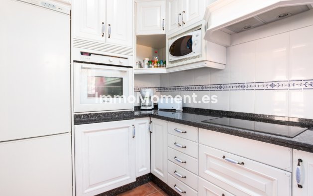 Location de courte durée - Maison jumelée - Marbella - Nueva Andalucía