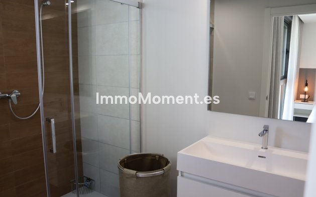 Location de courte durée - Penthouse - Estepona  - Cancelada