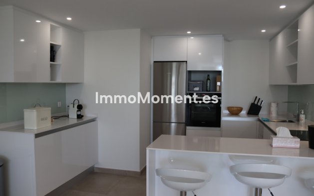 Location de courte durée - Penthouse - Estepona  - Cancelada