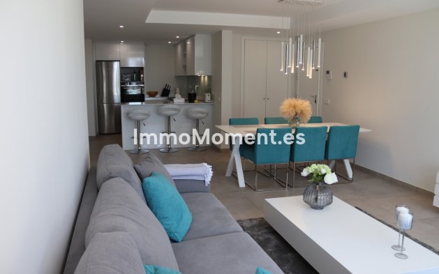 Location de courte durée - Penthouse - Estepona  - Cancelada