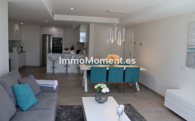 Location de courte durée - Penthouse - Estepona  - Cancelada