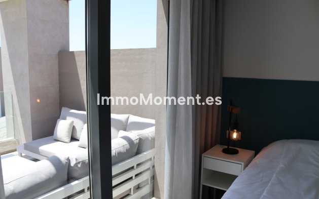 Location de courte durée - Penthouse - Estepona  - Cancelada