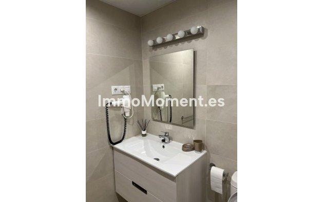 Short Term Rentals - Apartment - Marbella - Nueva Andalucía
