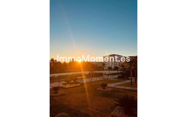 Short Term Rentals - Apartment - Marbella - Nueva Andalucía