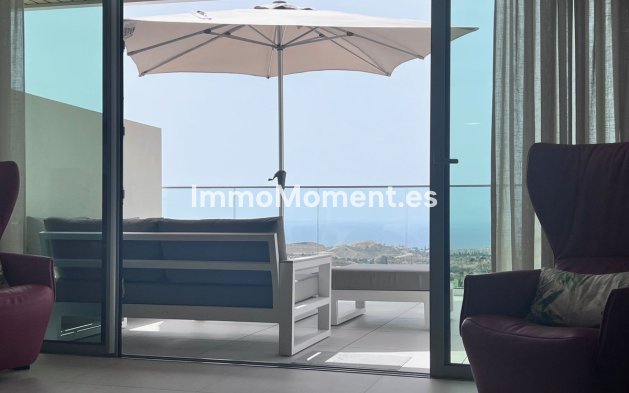 Short Term Rentals - Apartment - Mijas Costa