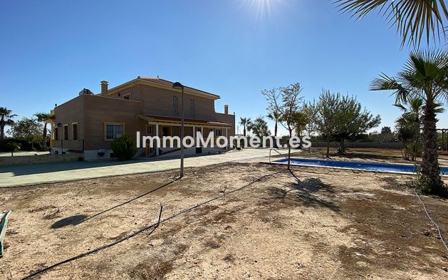 Bestaande woning - Villa - Los Montesinos
