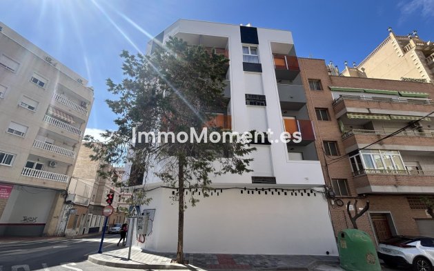 Resale - Commercial property - Torrevieja