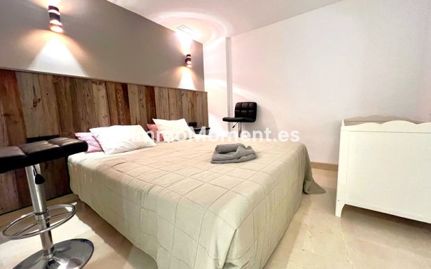 Location de courte durée - Appartement - Marbella - Elviria