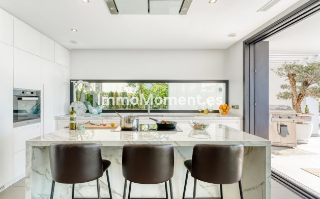 Short Term Rentals - Detached villa - Estepona - New Golden Mile