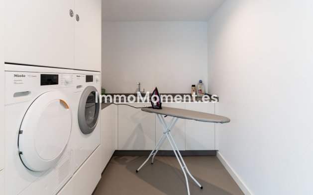 Short Term Rentals - Detached villa - Estepona - New Golden Mile