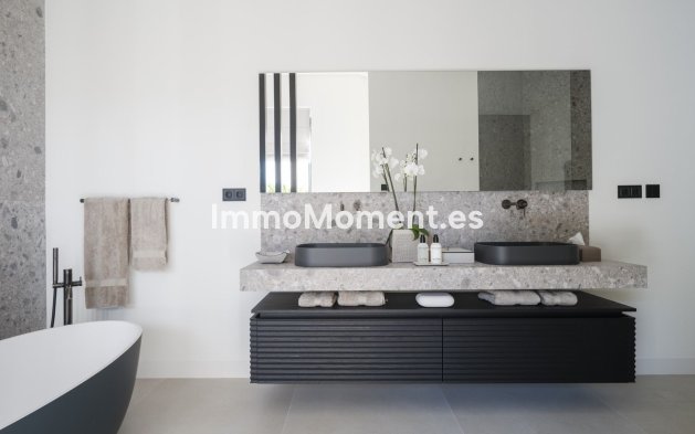 Kurzzeitvermietung - Freistehende Villa - Marbella - Río Real