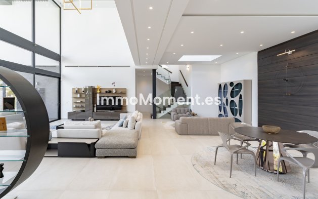 Kurzzeitvermietung - Freistehende Villa - Benahavís