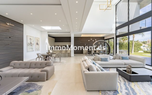 Kurzzeitvermietung - Freistehende Villa - Benahavís