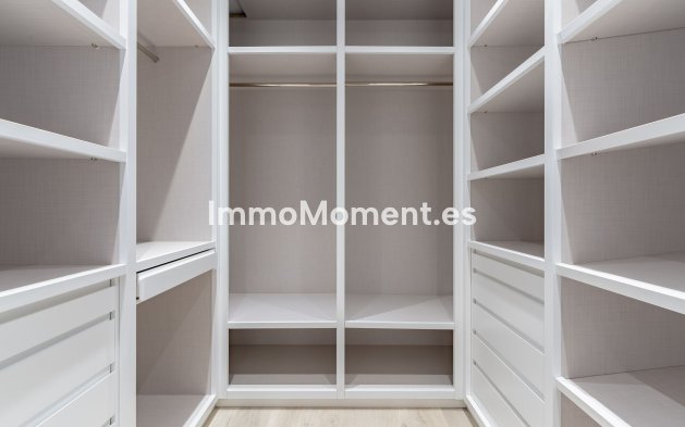 Kurzzeitvermietung - Freistehende Villa - Benahavís