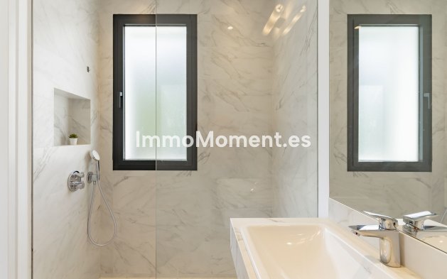 Kurzzeitvermietung - Freistehende Villa - Benahavís