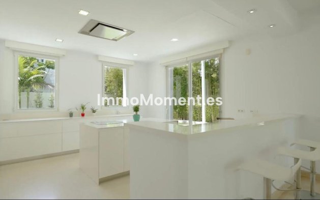 Kurzzeitvermietung - Freistehende Villa - Marbella - Guadalmina Alta