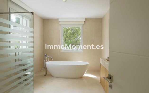 Kurzzeitvermietung - Freistehende Villa - Marbella - Guadalmina Alta