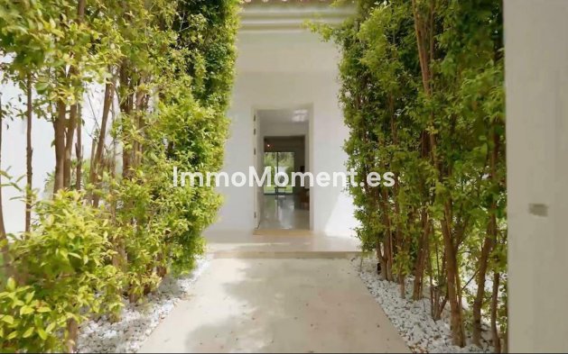 Kurzzeitvermietung - Freistehende Villa - Marbella - Guadalmina Alta