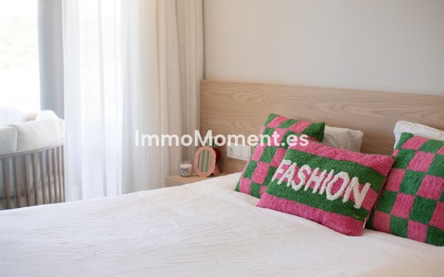 Short Term Rentals - Apartment - Estepona