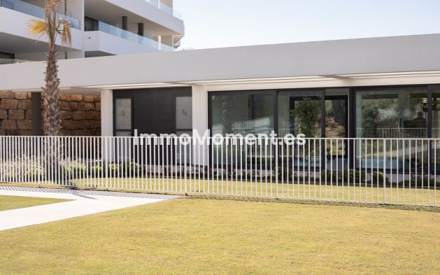 Short Term Rentals - Apartment - Estepona