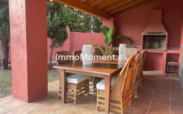 Short Term Rentals - Detached villa - Estepona - Atalaya