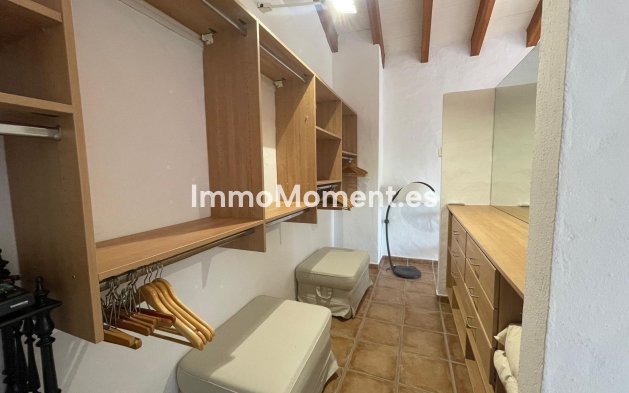 Short Term Rentals - Detached villa - Estepona - Atalaya