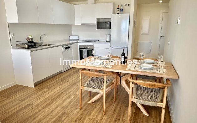 Short Term Rentals - Apartment - Estepona