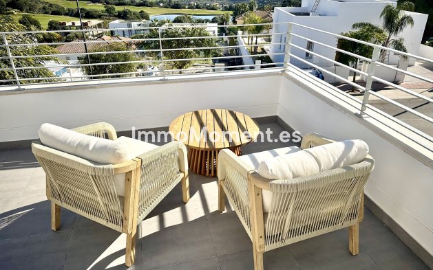 Short Term Rentals - Apartment - Estepona