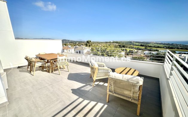 Short Term Rentals - Apartment - Estepona
