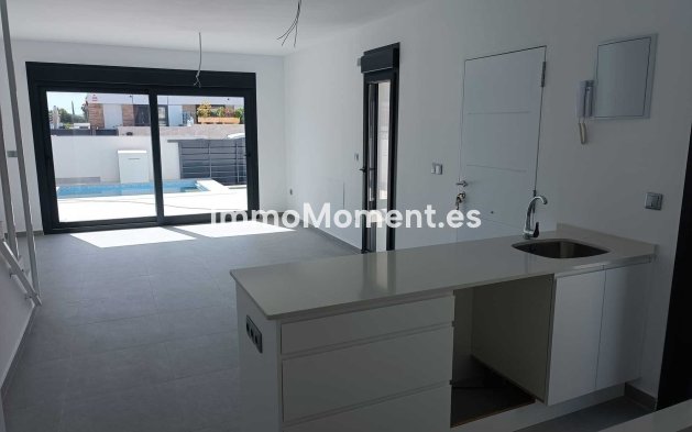 Obra nueva - Villa independiente - Daya Nueva