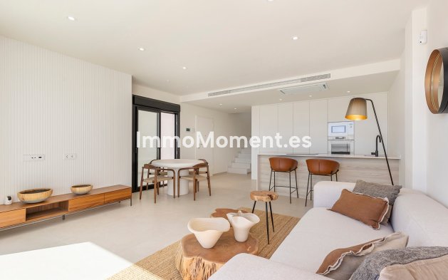 Obra nueva - Villa independiente - Los Alcázares