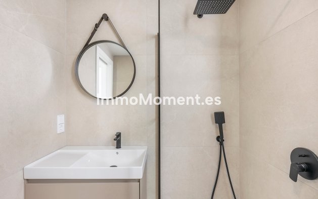 Obra nueva - Villa independiente - Los Alcázares