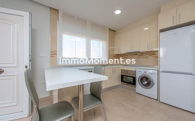 Obra nueva - Villa independiente - Los Alcázares