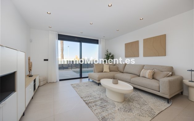 Nieuwbouw - Vrijstaande villa - Torrevieja